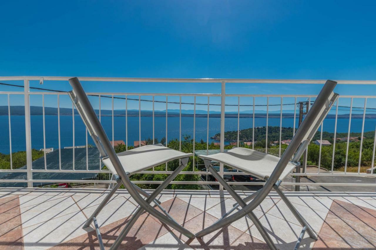 Apartman Zlatica Dramalj Exterior foto